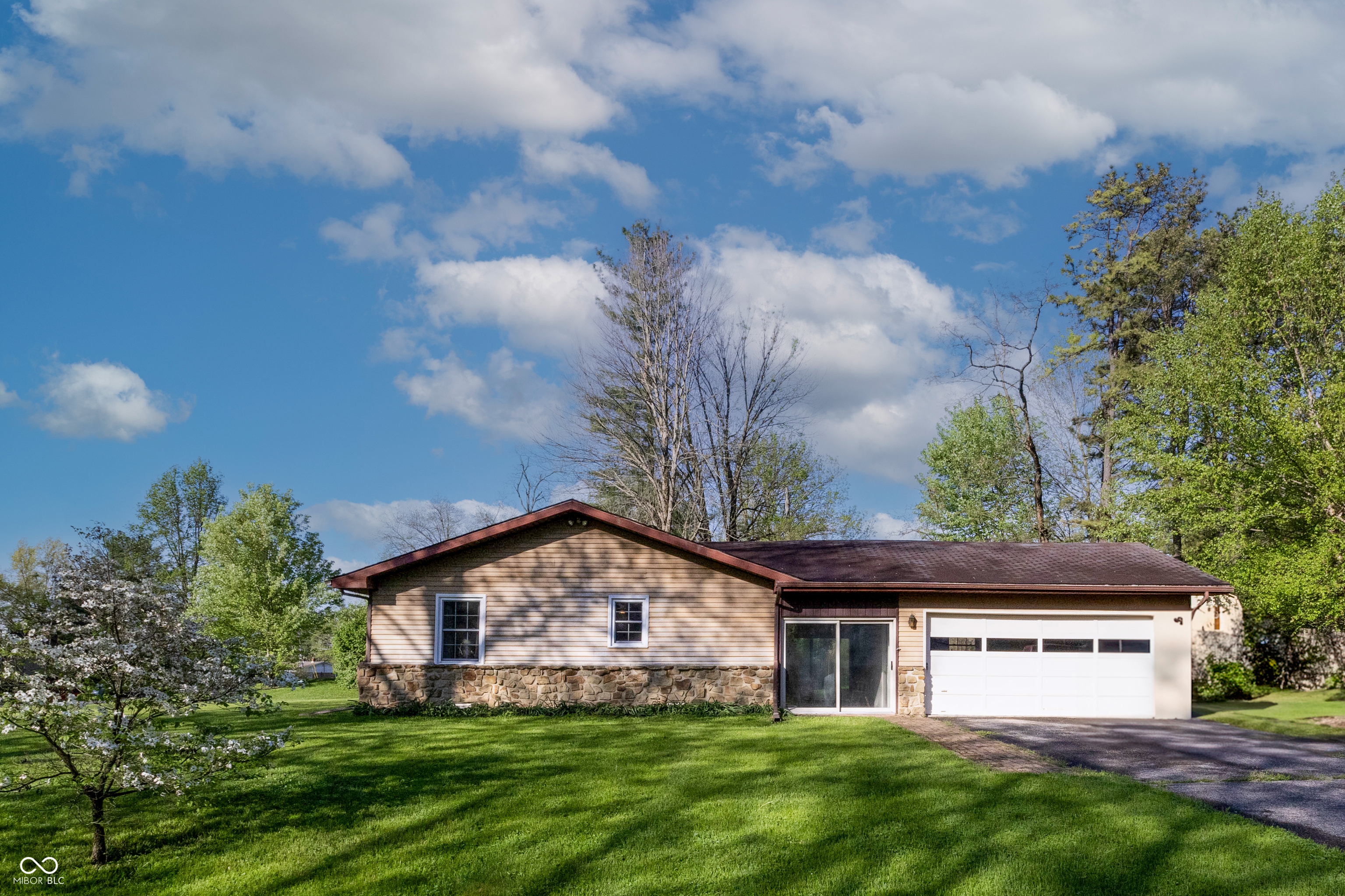 Property Photo: 15770 E Lake Shore Drive N IN 47246