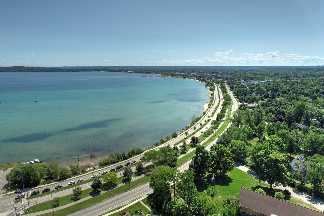 Property Photo:  1133 Bay Street  MI 49684 
