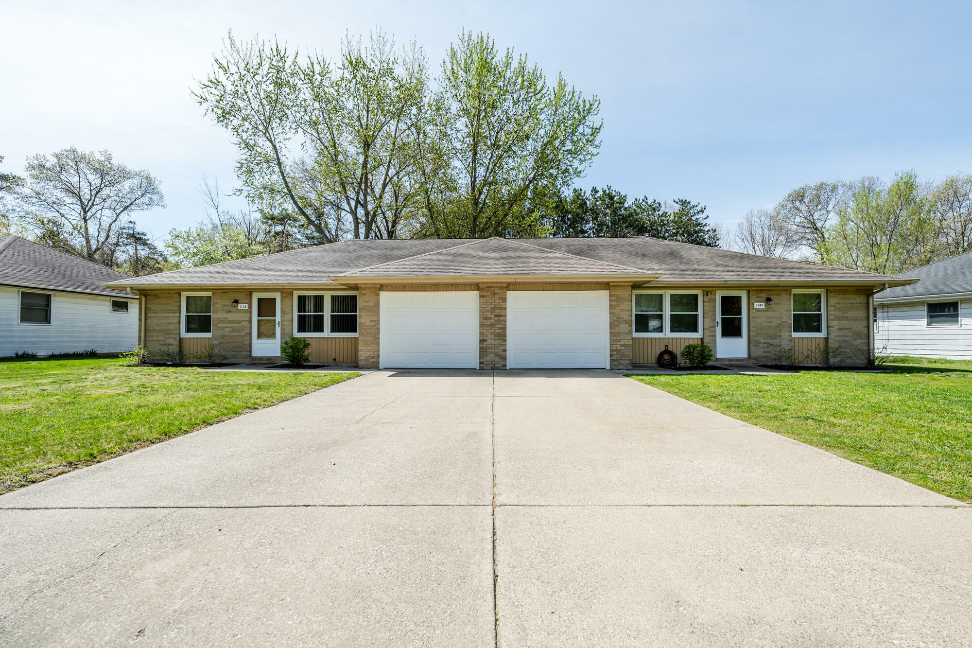 Property Photo: 3138-3140 Birchwood Street MI 49127