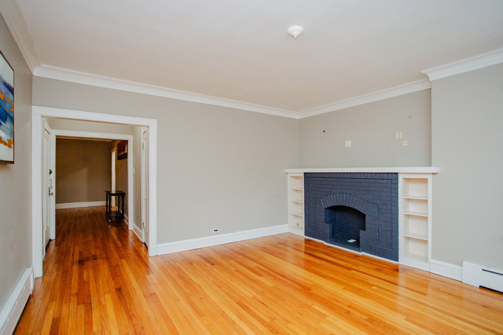 Property Photo: 2810 W Lunt Avenue IL 60645