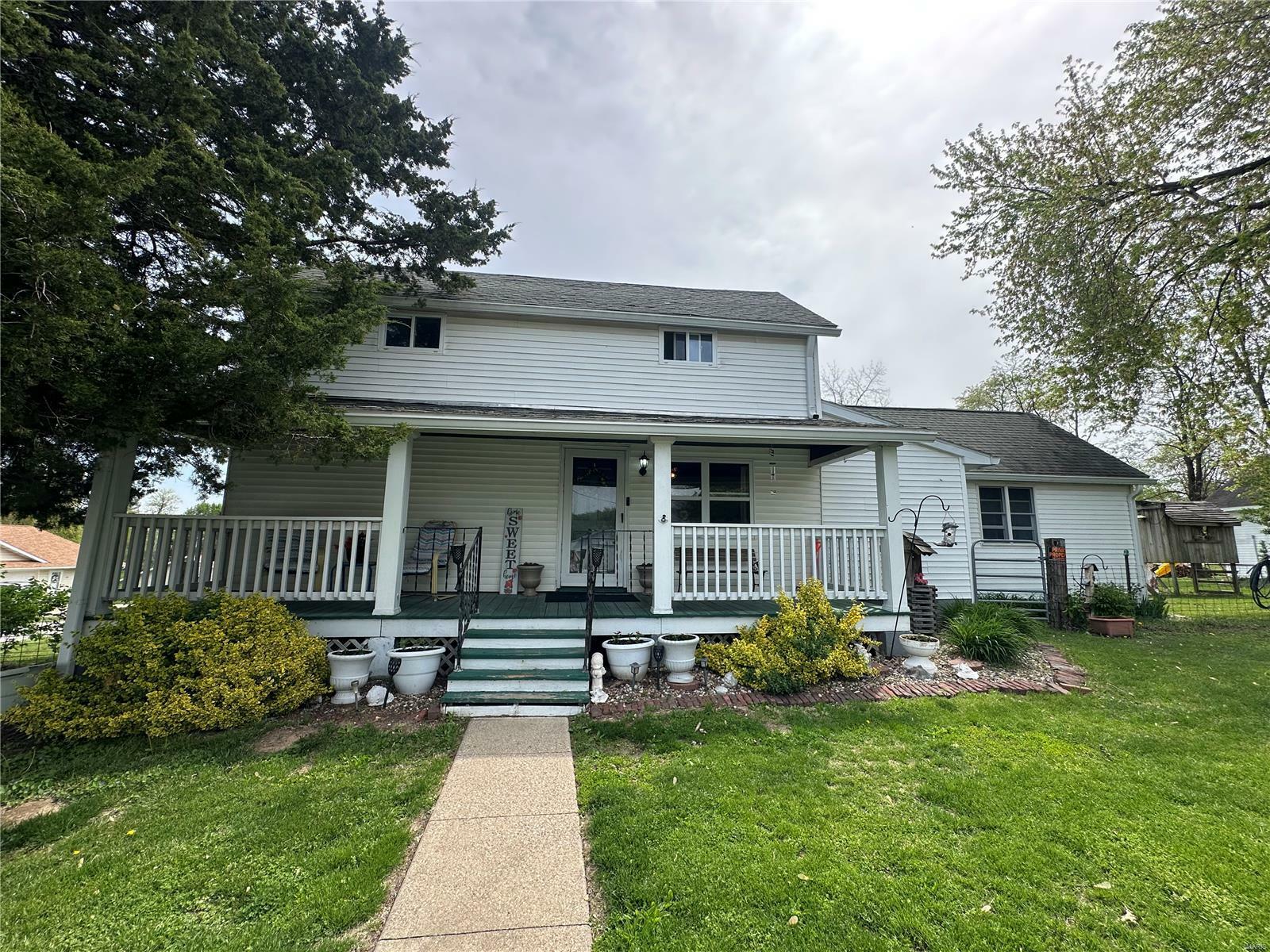 Property Photo: 201 W Street MO 63459