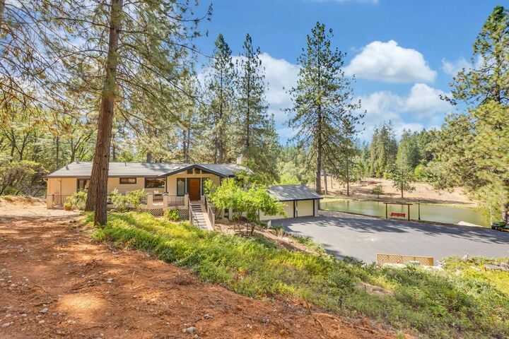 15135 Orchard Springs Road  Grass Valley CA 95945 photo
