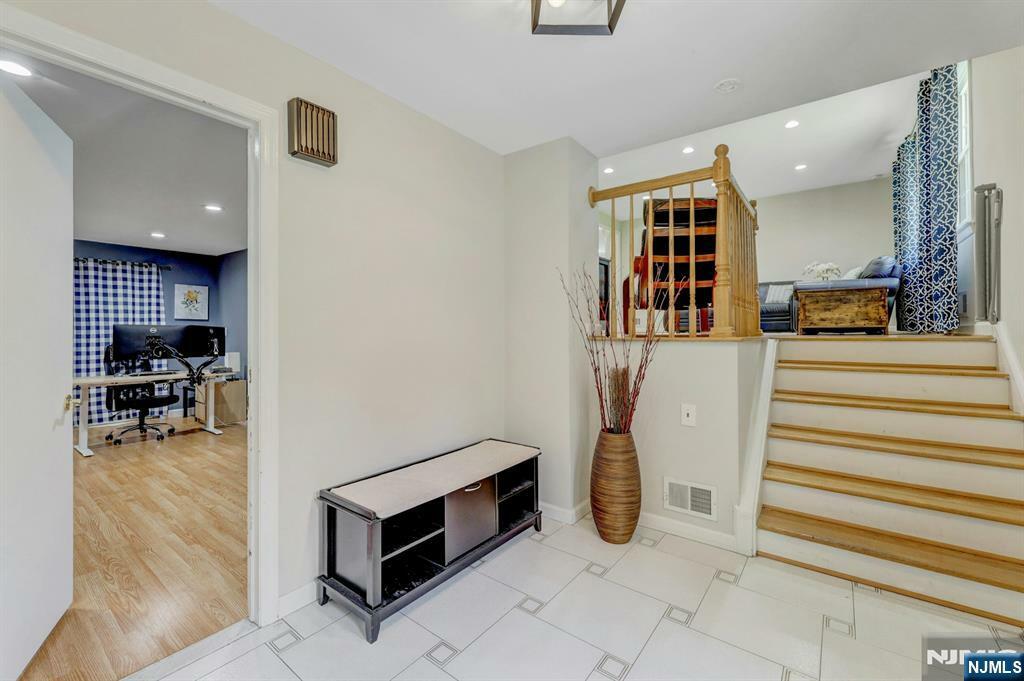 Property Photo: 4 Gramercy Lane NJ 07642