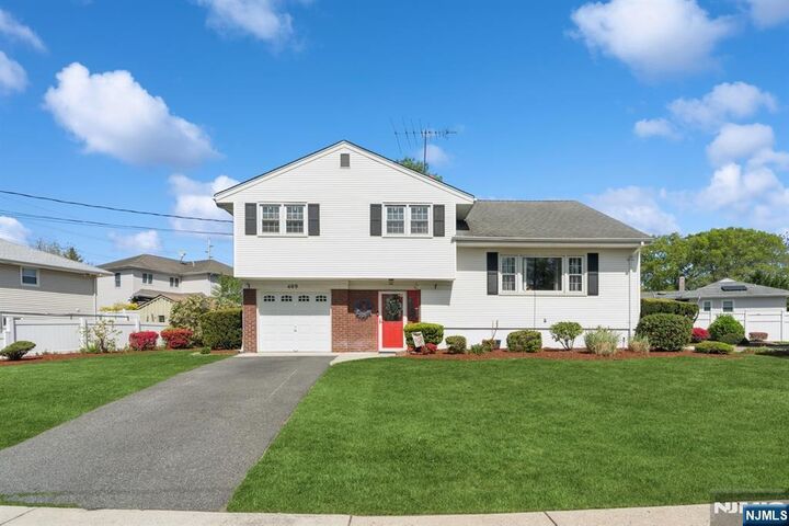 409 Kehoe Court  New Milford NJ 07646 photo