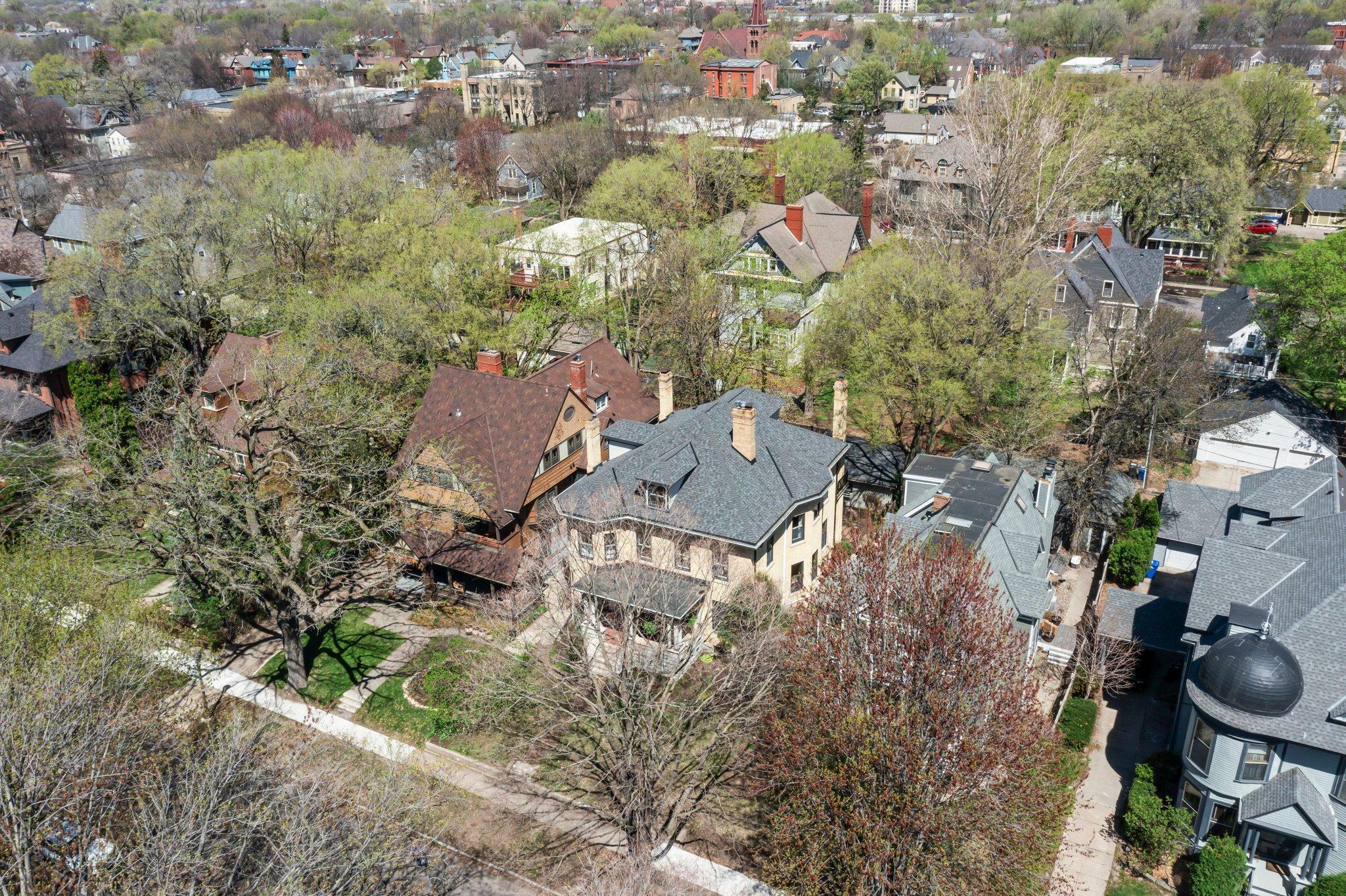Property Photo: 463 Ashland Avenue MN 55102