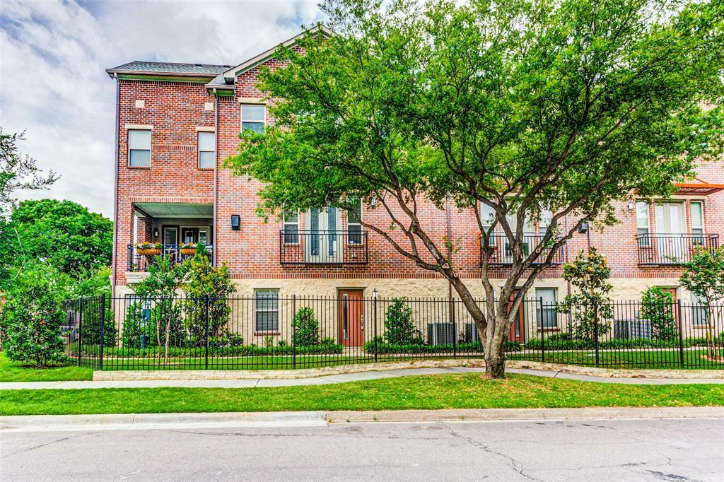 Property Photo: 4323 Dickason Avenue 15 TX 75219