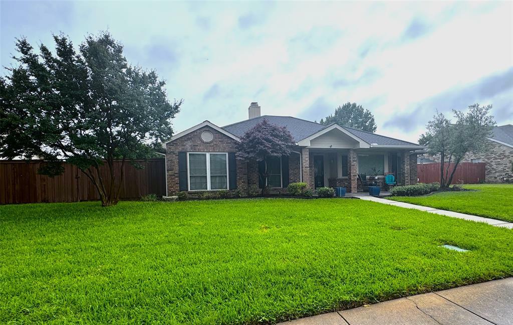 Property Photo: 209 River Road TX 75019