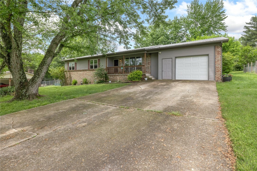 112 Oak Drive  Harrison AR 72601 photo