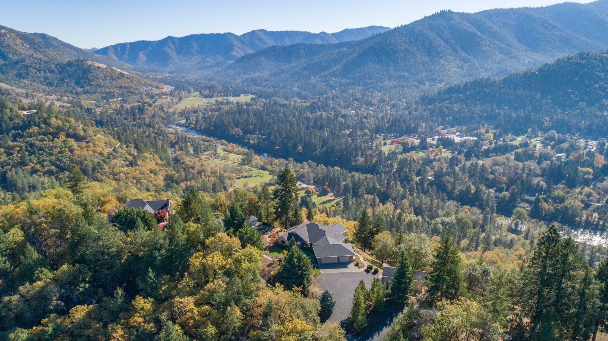 3013 Pearce Park Road  Grants Pass OR 97526 photo