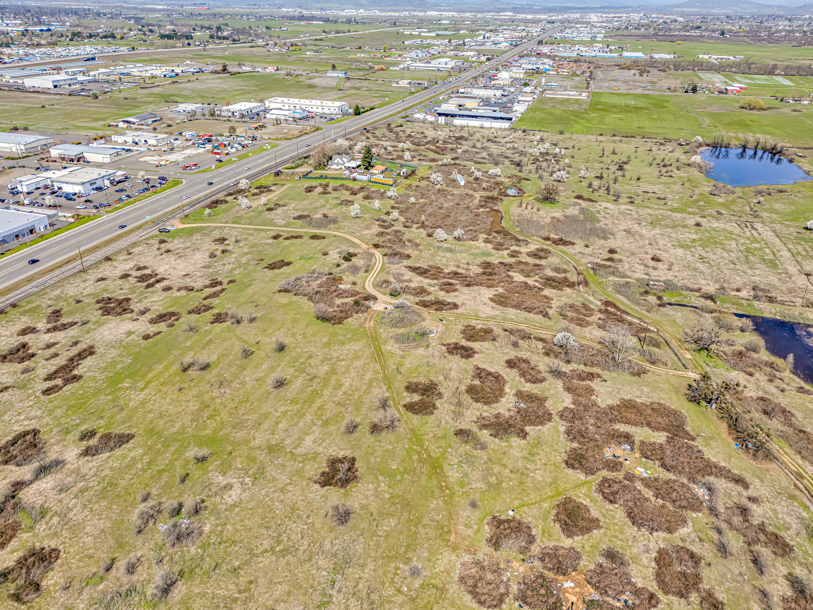 Property Photo: 0 Crater Lake Avenue 11.27 OR 97504