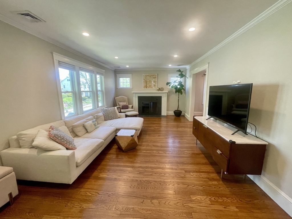 Property Photo: 76 Athelstane Rd 76 MA 02459