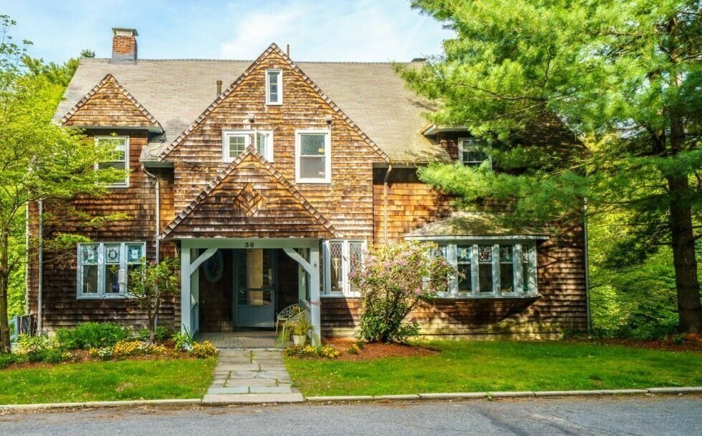 Property Photo: 36 Dexter Rd MA 02460