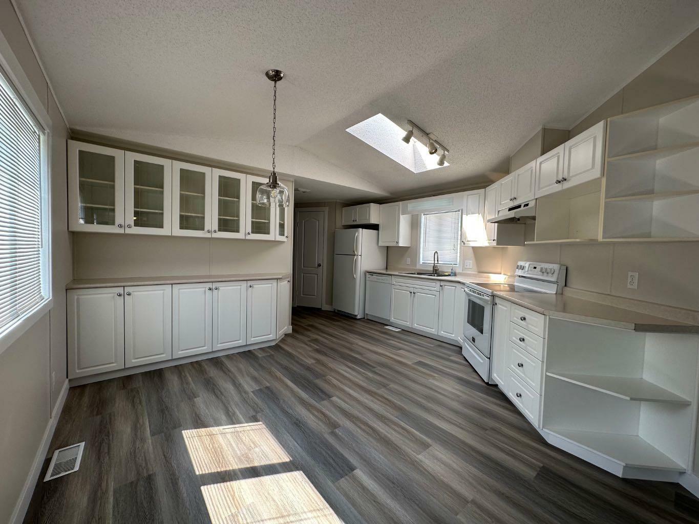 Property Photo: 109 Hoehne Street AB T9K 2K8