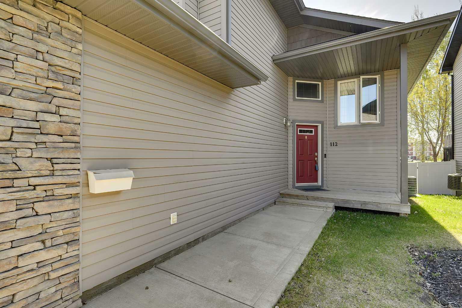 Property Photo: 112 Vanson Close AB T4R 0G9