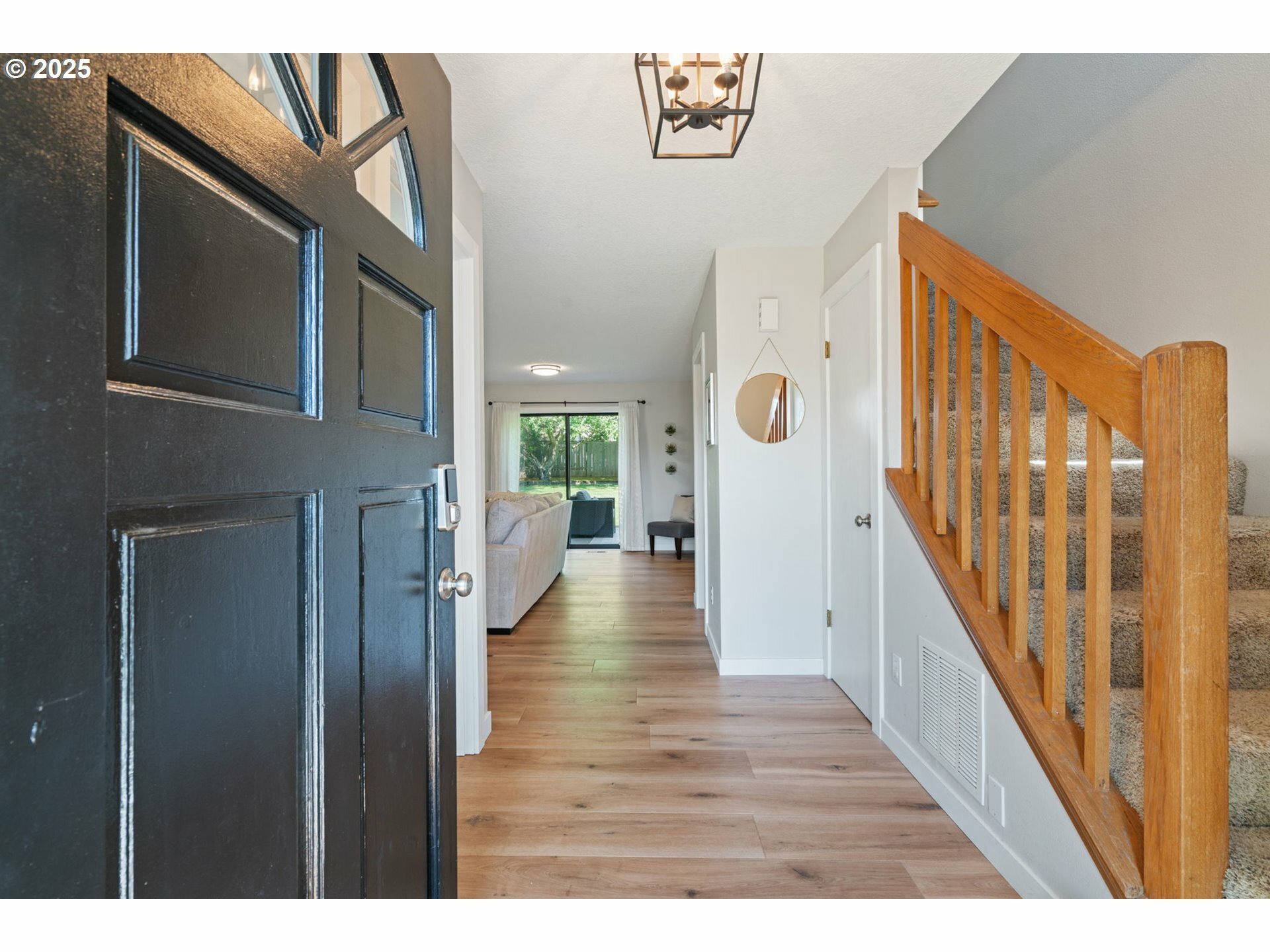 Property Photo: 6108 Canter Ln OR 97068