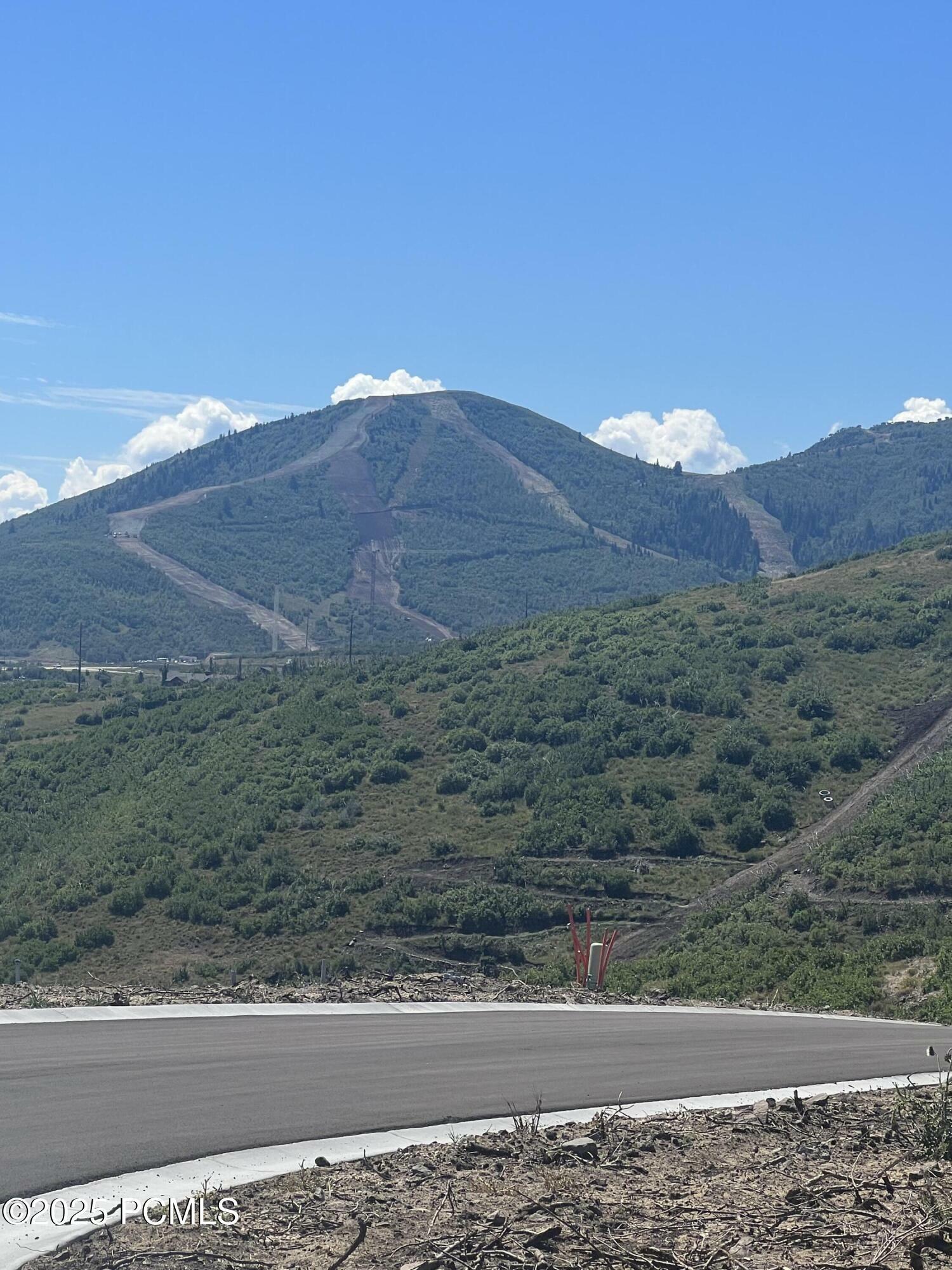 Property Photo: 11279 N Centaur Place UT 84032