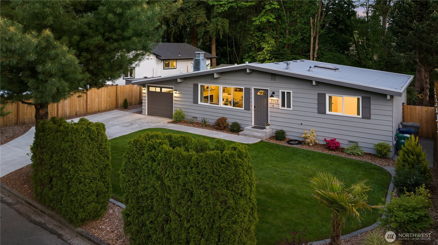 Property Photo: 7717 NE 142nd Pl WA 98034