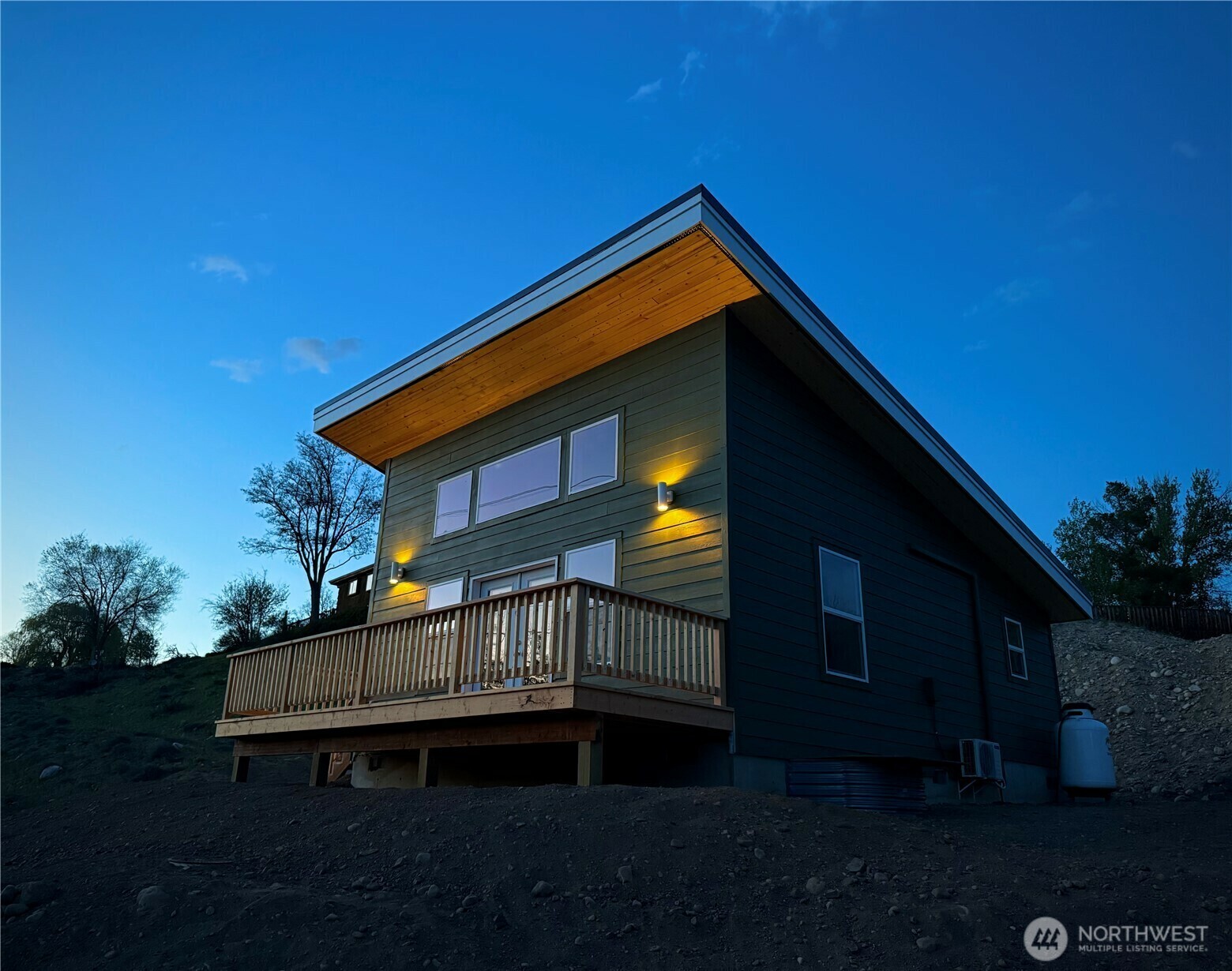 Property Photo: 428 Castle Avenue WA 98862