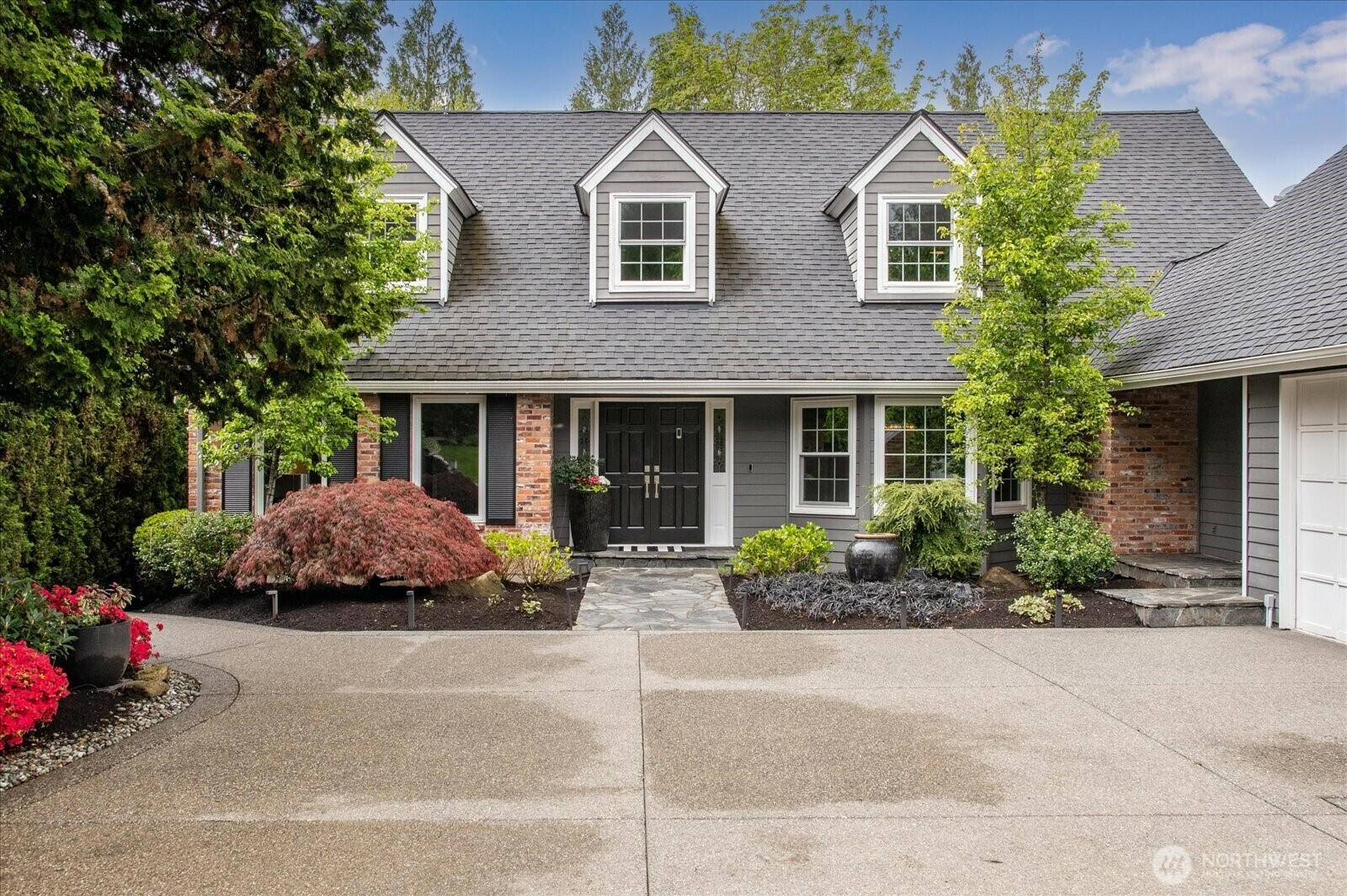 Property Photo: 14115 205th Avenue NE WA 98077