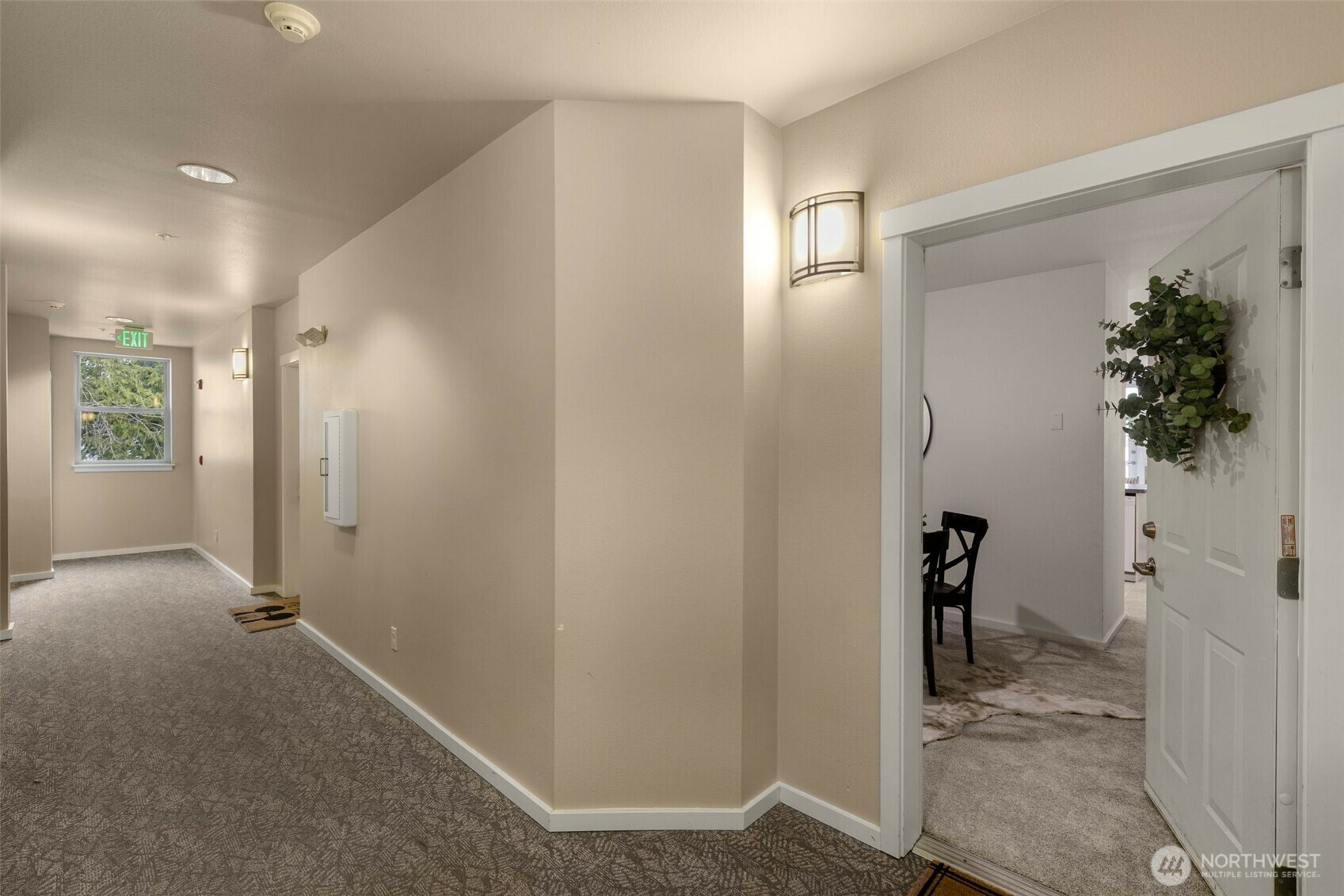 Property Photo: 11550 Stone Avenue N 305 WA 98133