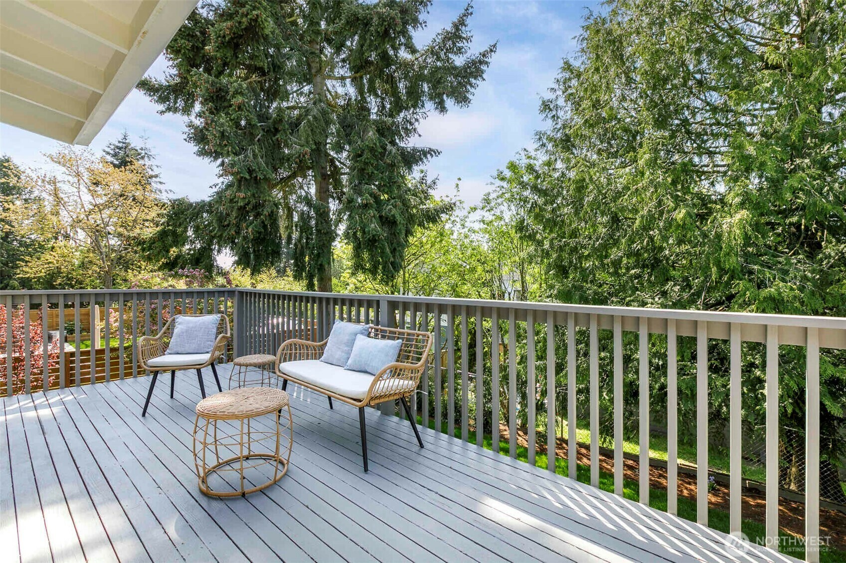 Property Photo: 10717 3rd Avenue NW WA 98177