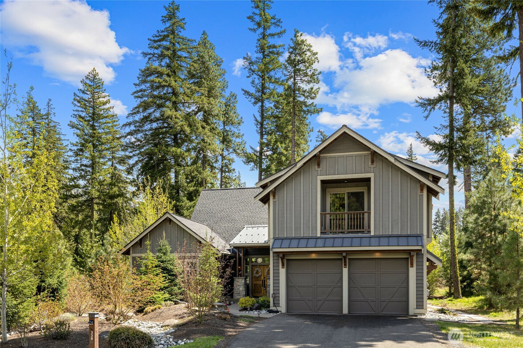 Property Photo: 330 Maple Leaf Loop WA 98922