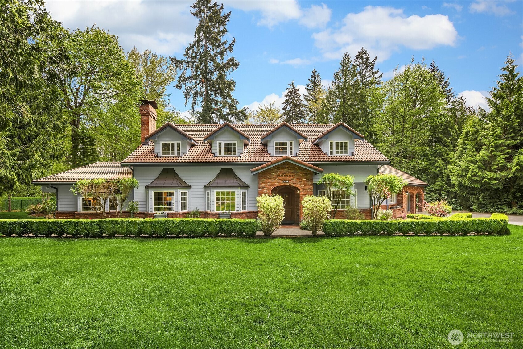 Property Photo: 5316 245 Avenue NE WA 98053