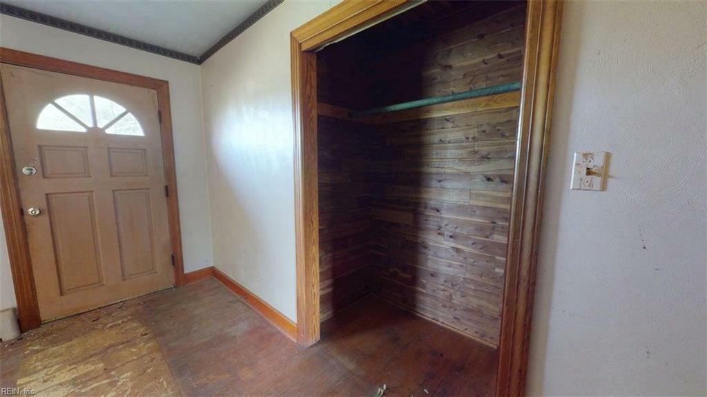 Property Photo: 893 Pear Tree Ave VA 23181