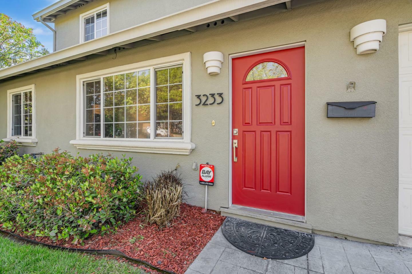 Property Photo: 3233 Irlanda Way CA 95124