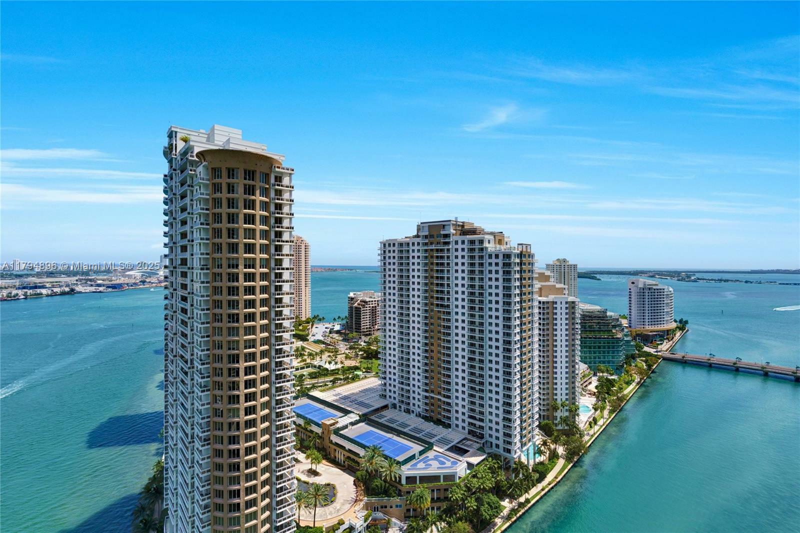 Property Photo: 465 Brickell Ave 2801 FL 33131
