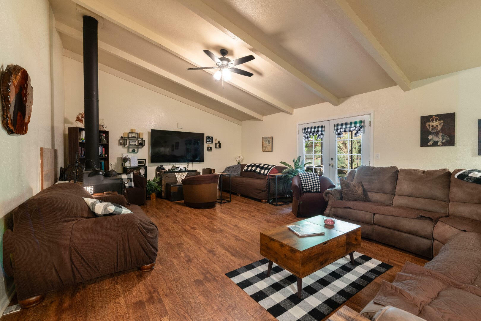Property Photo: 12723 Old Oregon Trail CA 96003