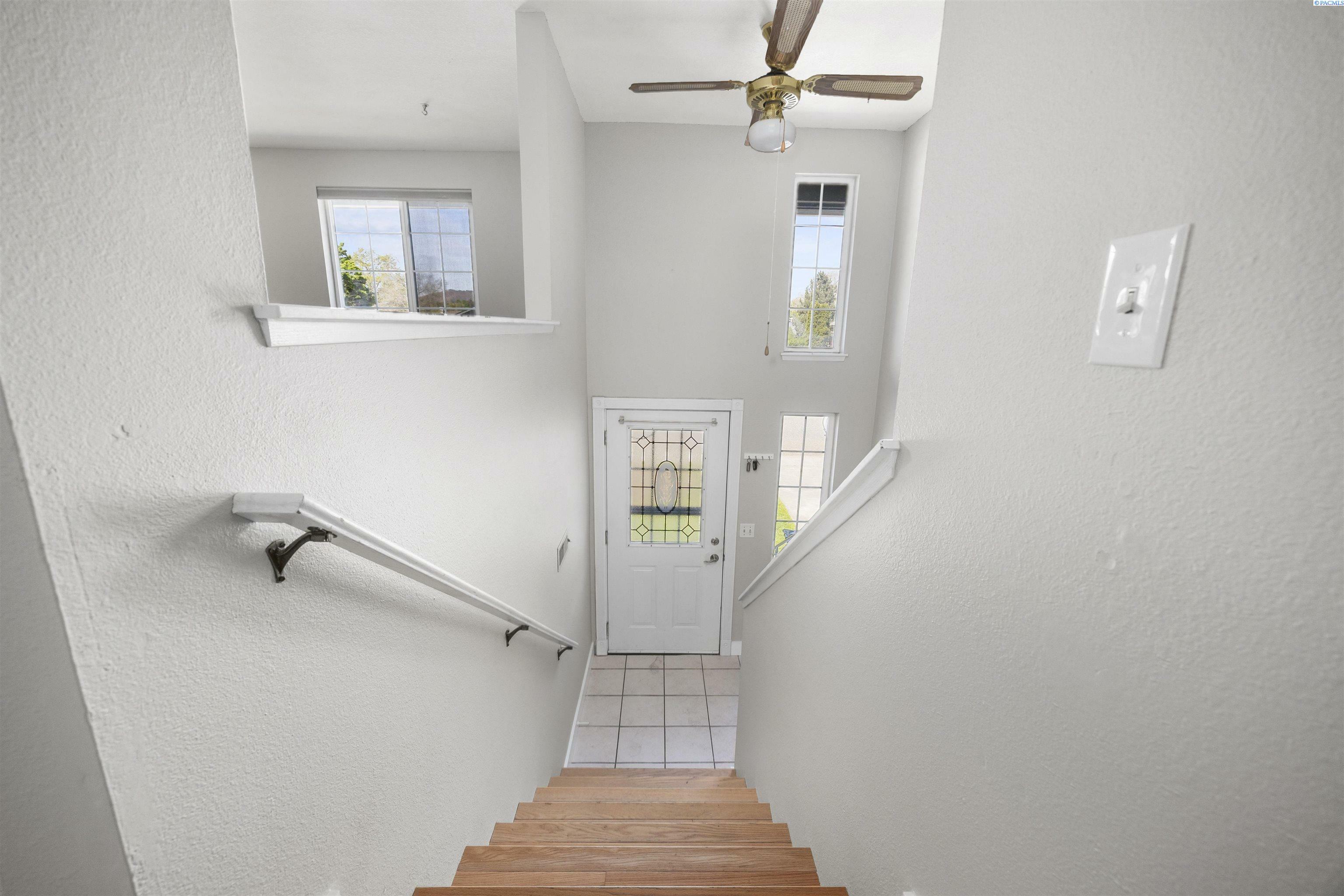 Property Photo: 510 N Louisiana St WA 99336