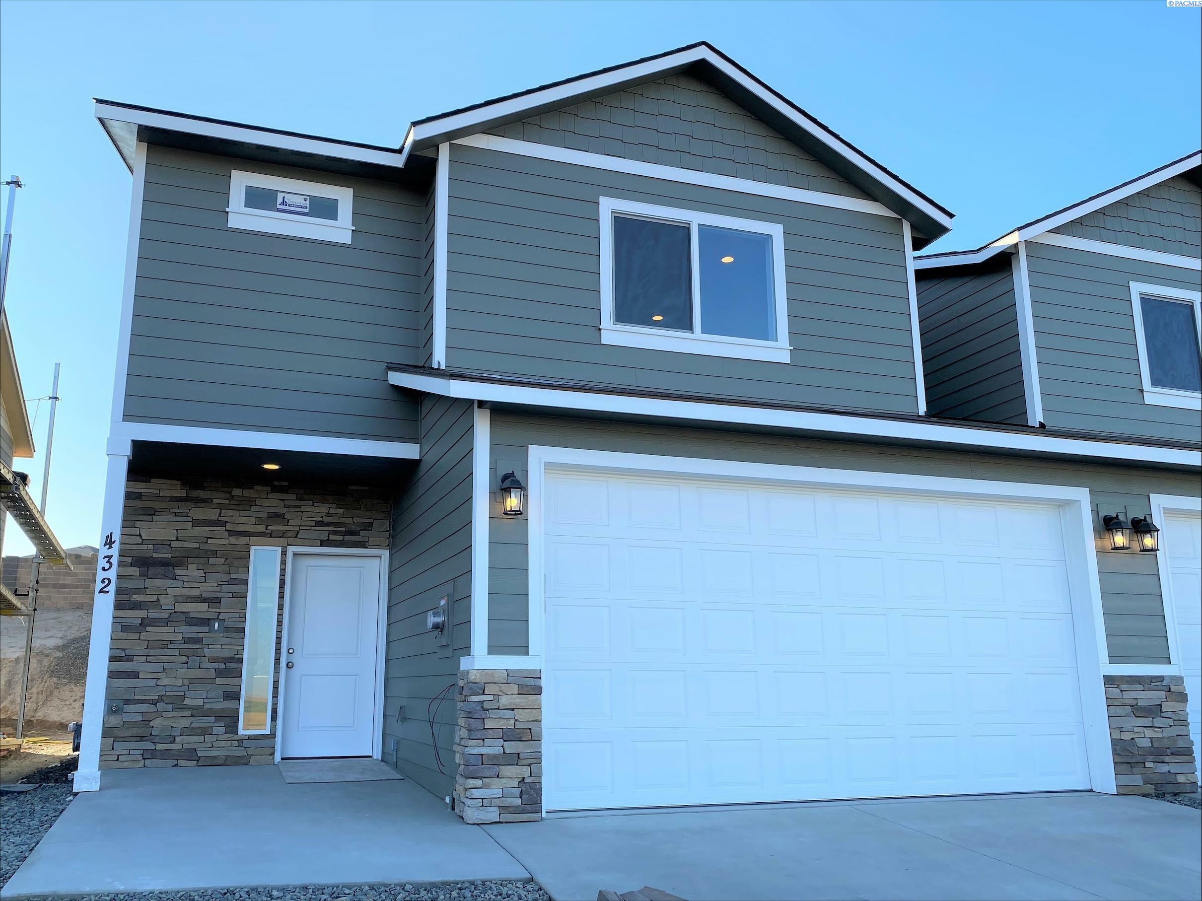 432 Bedrock Loop  West Richland WA 99353 photo