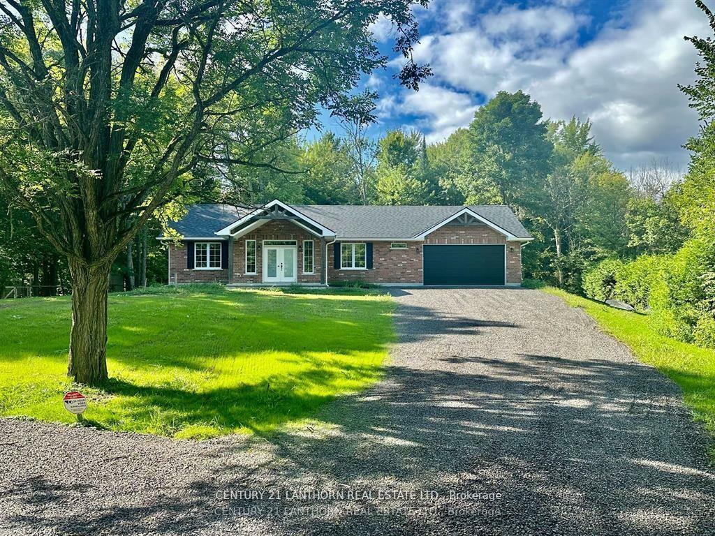 Property Photo: 1713 Hollowview Road ON K0K 3E0