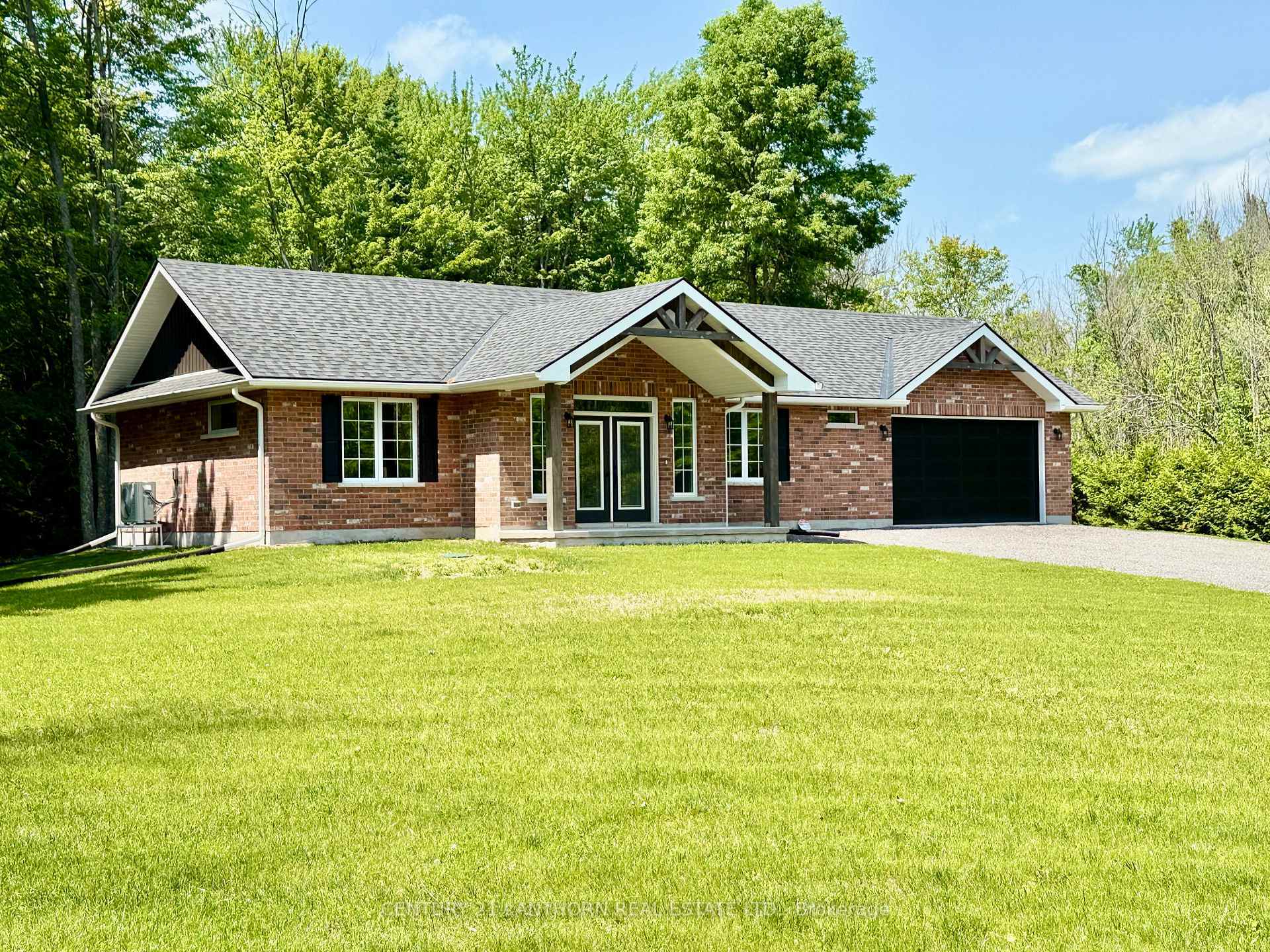 Property Photo: 1713 Hollowview Road ON K0K 3E0