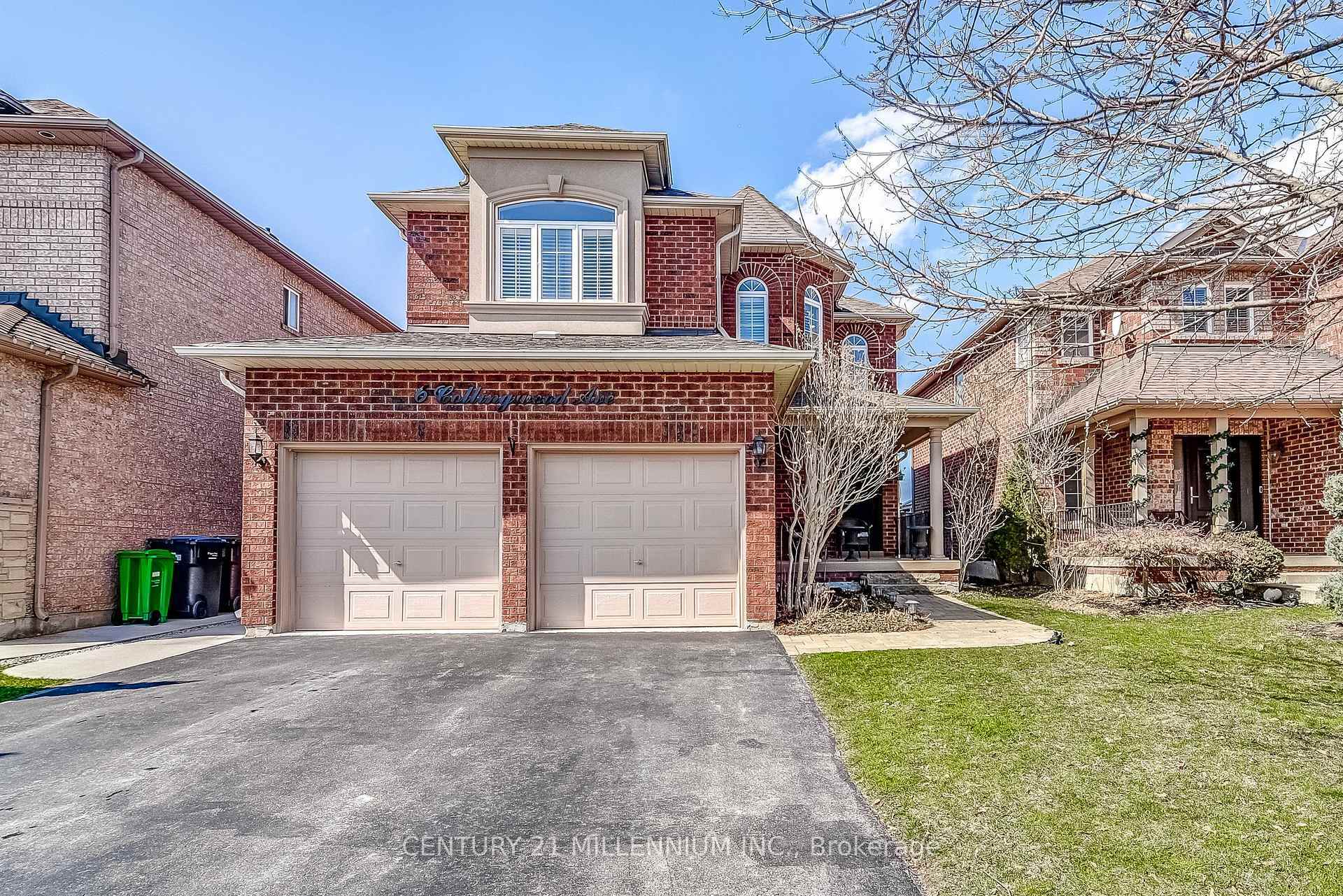 6 Collingwood Avenue  Brampton ON L7A 2E5 photo