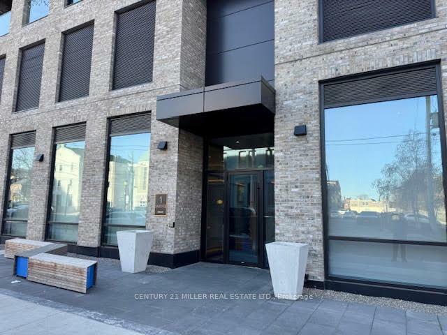 Property Photo:  1 Jarvis Street 520  ON L8R 3J2 
