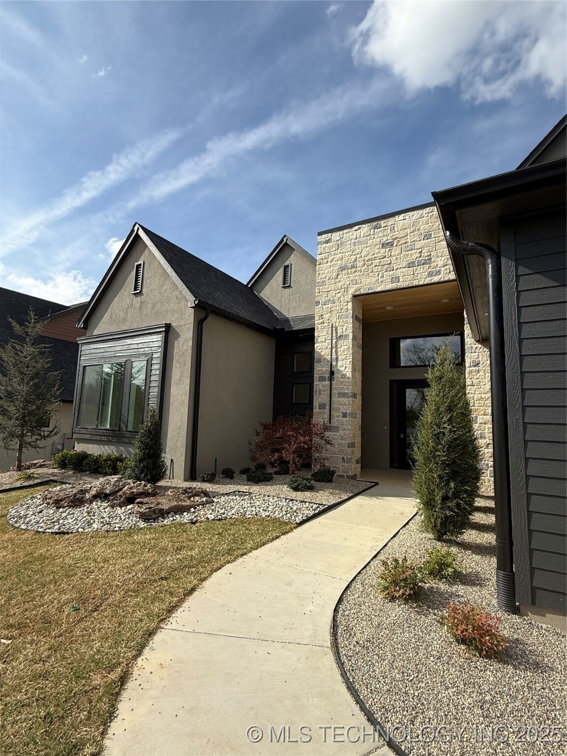 Property Photo:  8412 E Detroit Street  OK 74014 