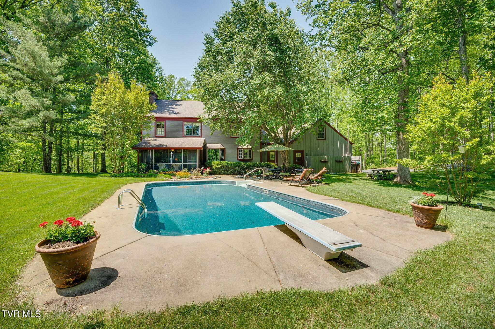 Property Photo: 295 Southwood Drive TN 37664