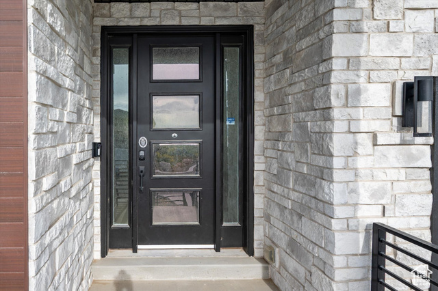 Property Photo: 833 S 260 E UT 84340