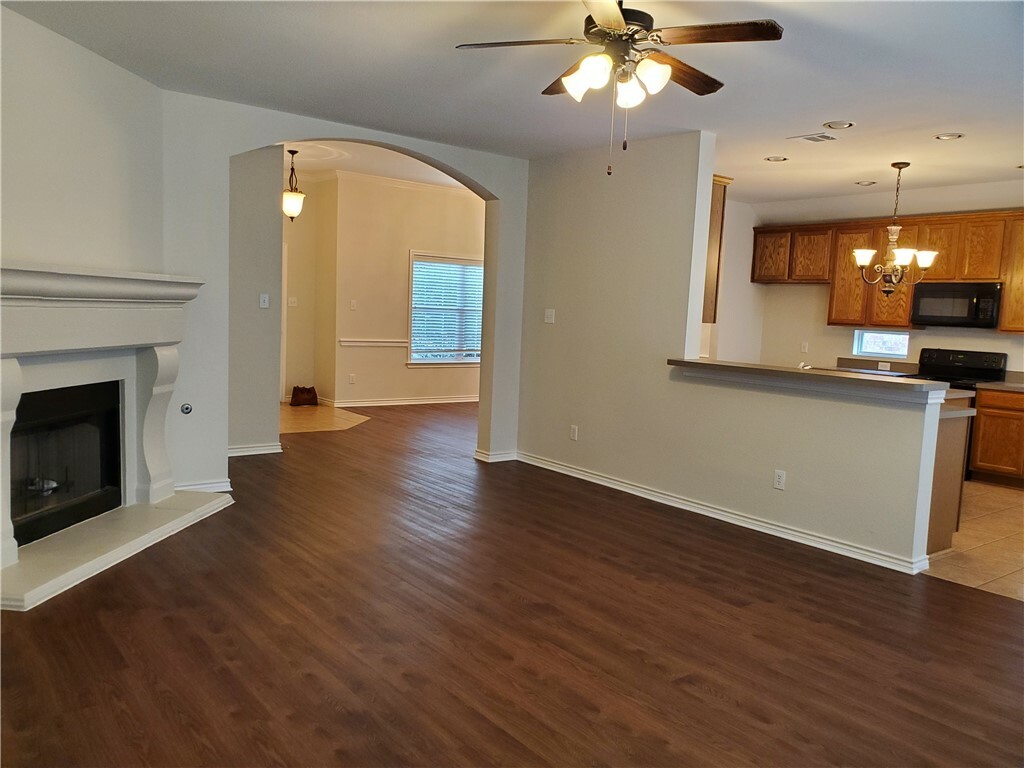 Property Photo: 706 Tom Kite Drive TX 78664