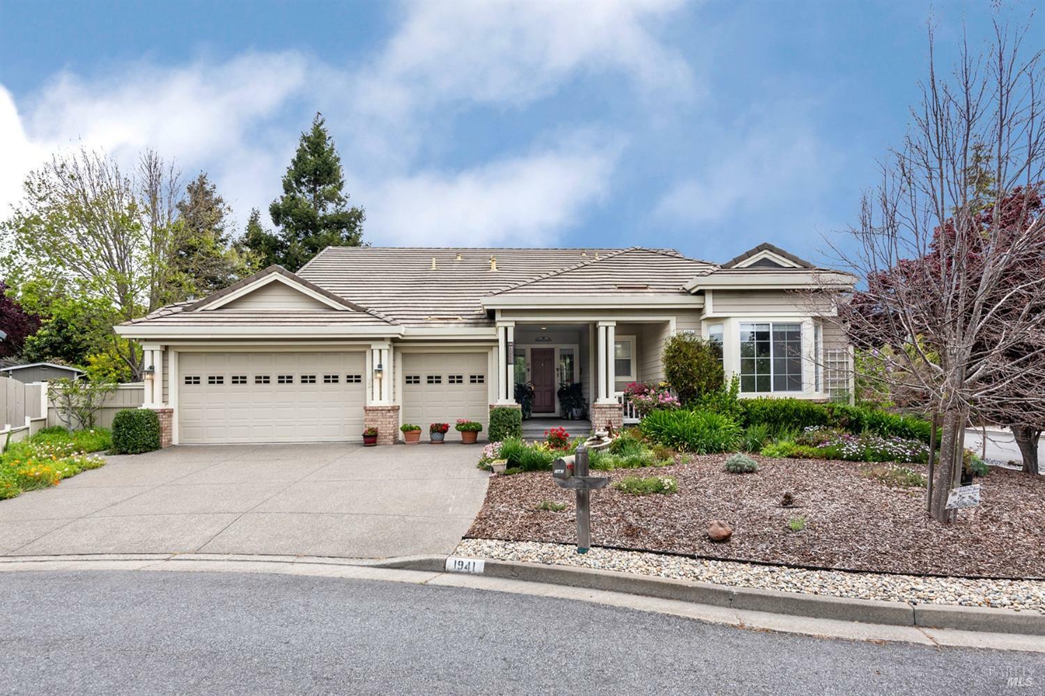 1941 Matzen Ranch Circle  Petaluma CA 94954 photo