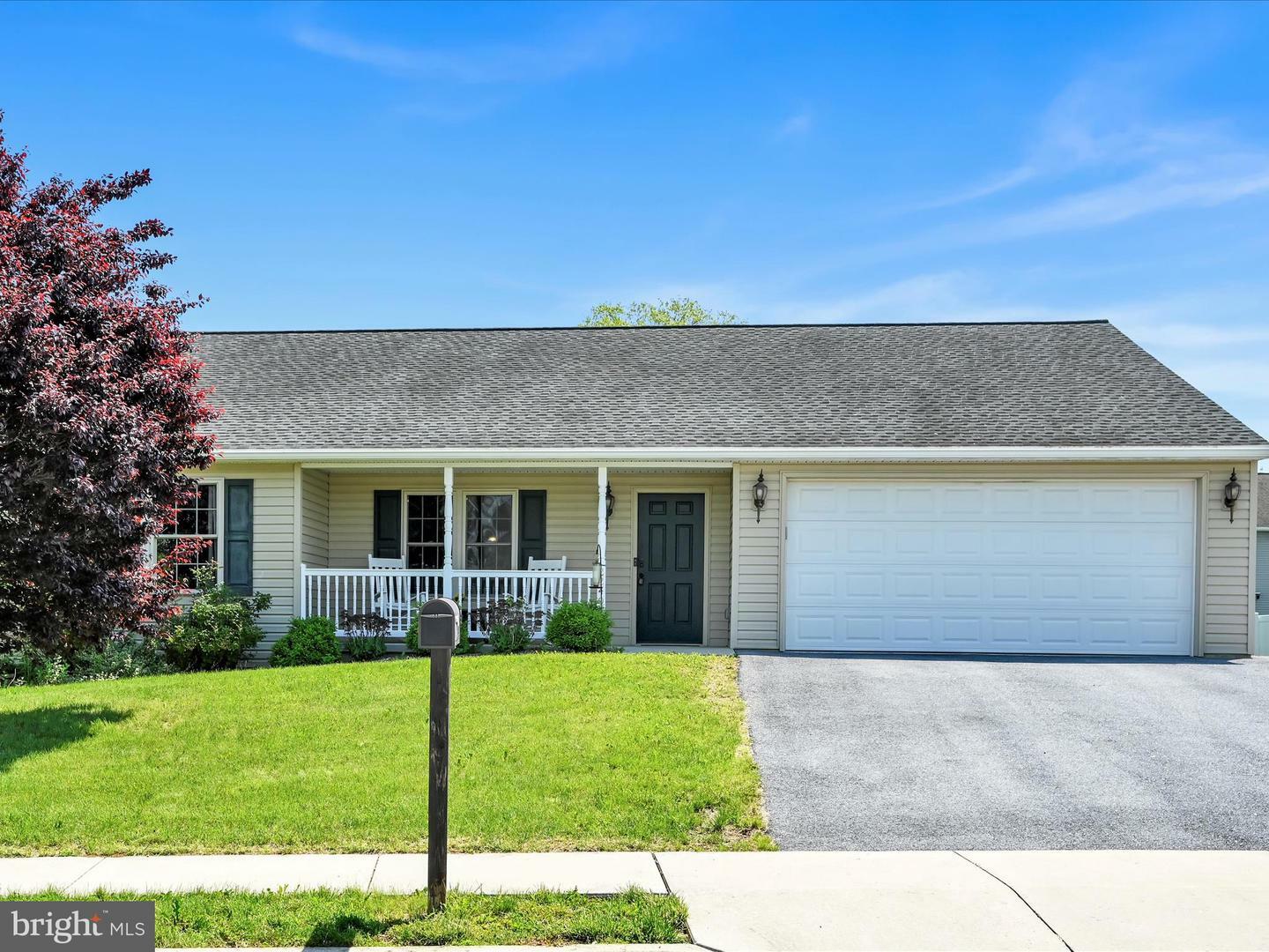 Property Photo: 2240 Nancy Lee Avenue PA 17042