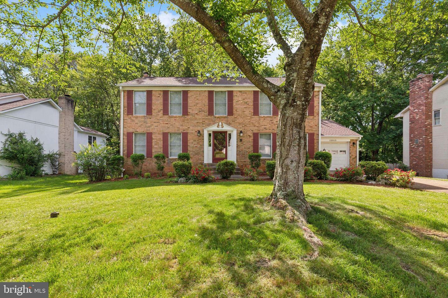 Property Photo: 15915 Marlington Drive VA 22025