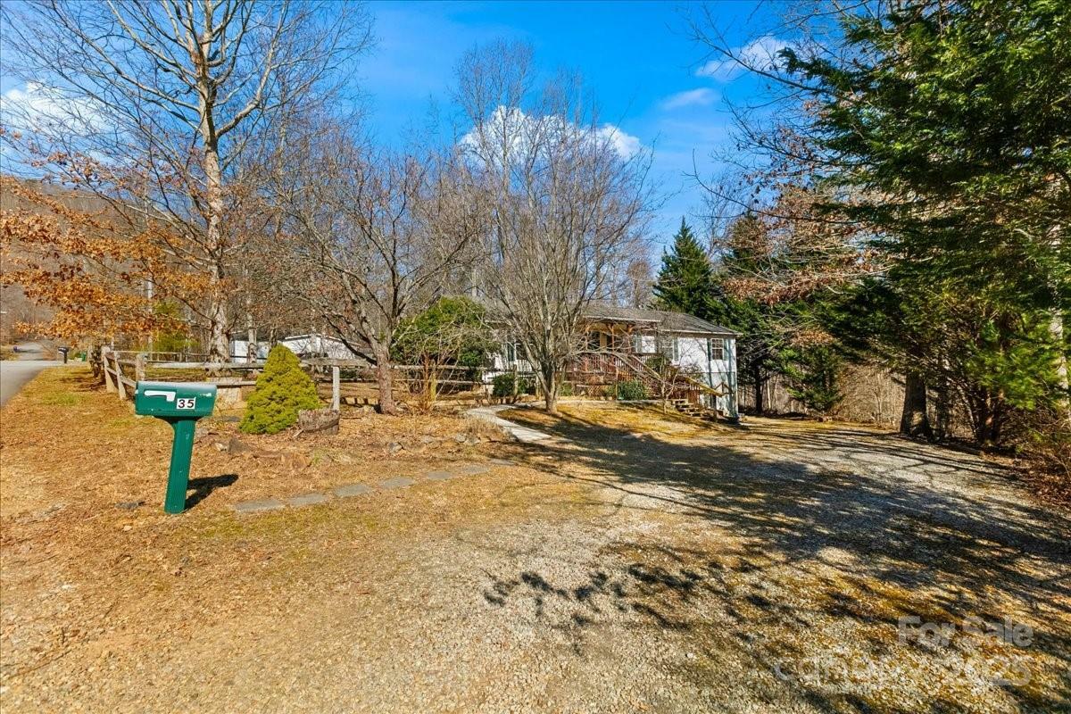 Property Photo: 35 Evelyn Acres Drive NC 28806