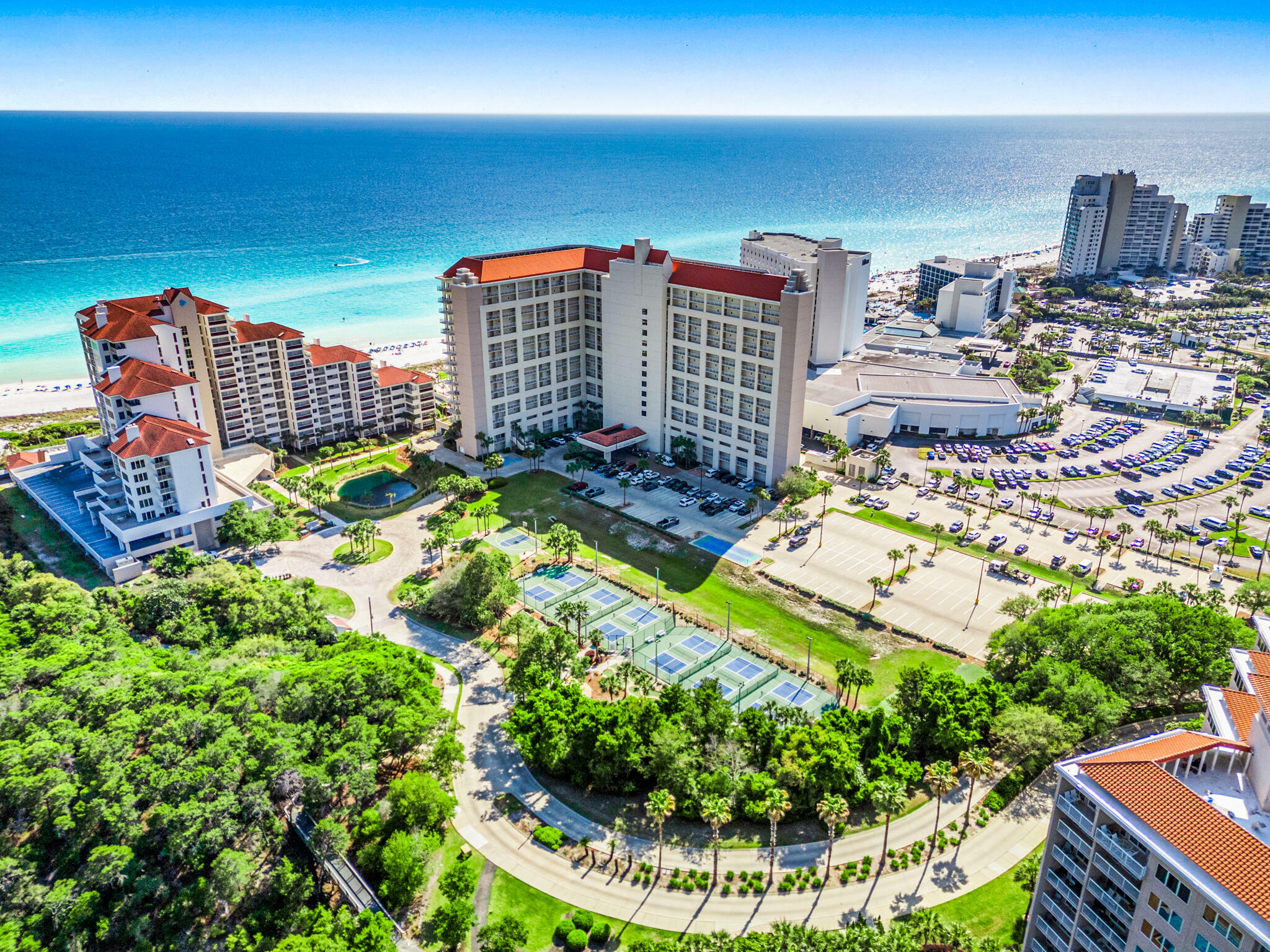 Property Photo: 550 Tops'L Beach Boulevard 811 FL 32550