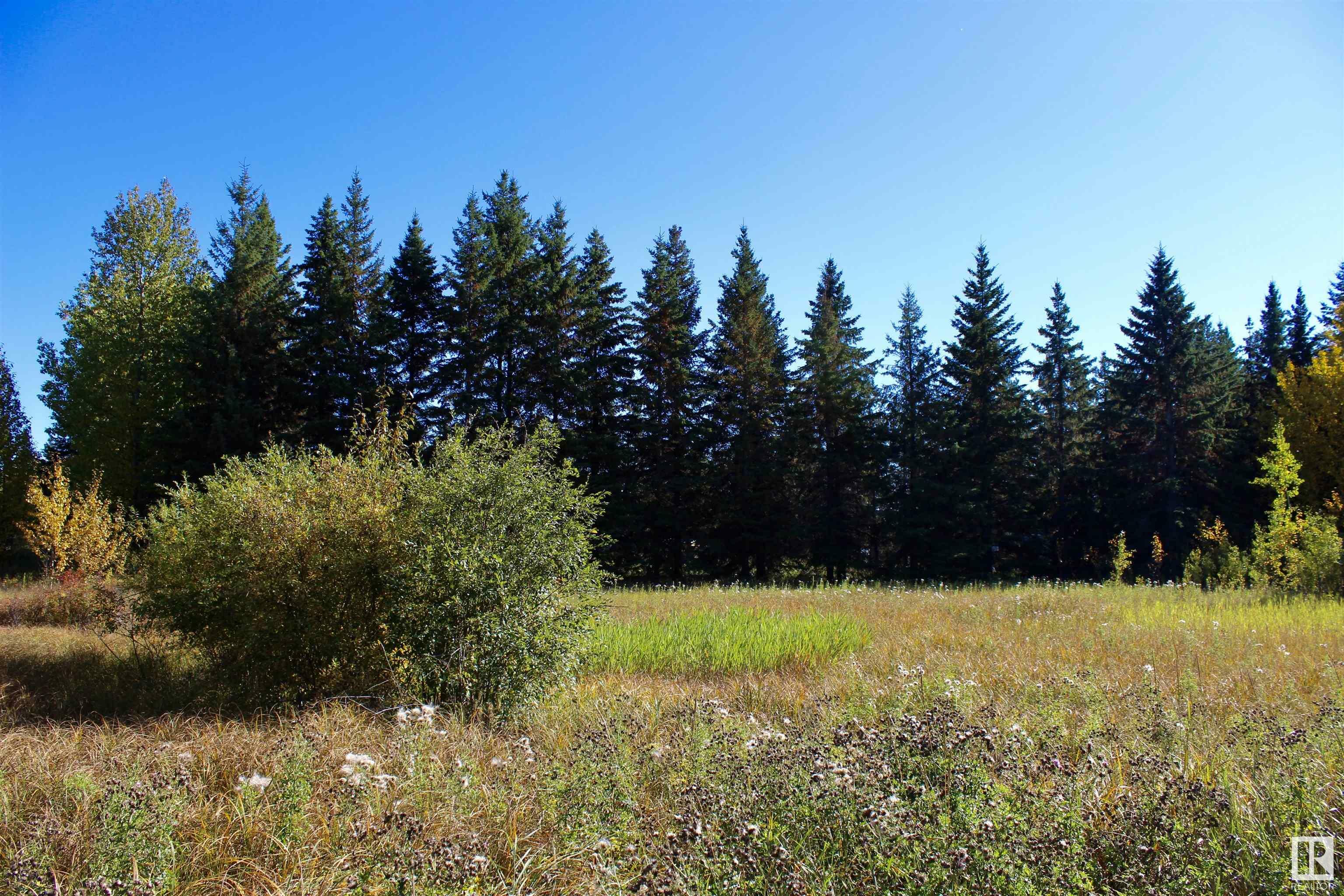 Property Photo: #113 50529 Rge Road 21 AB T0E 2N4