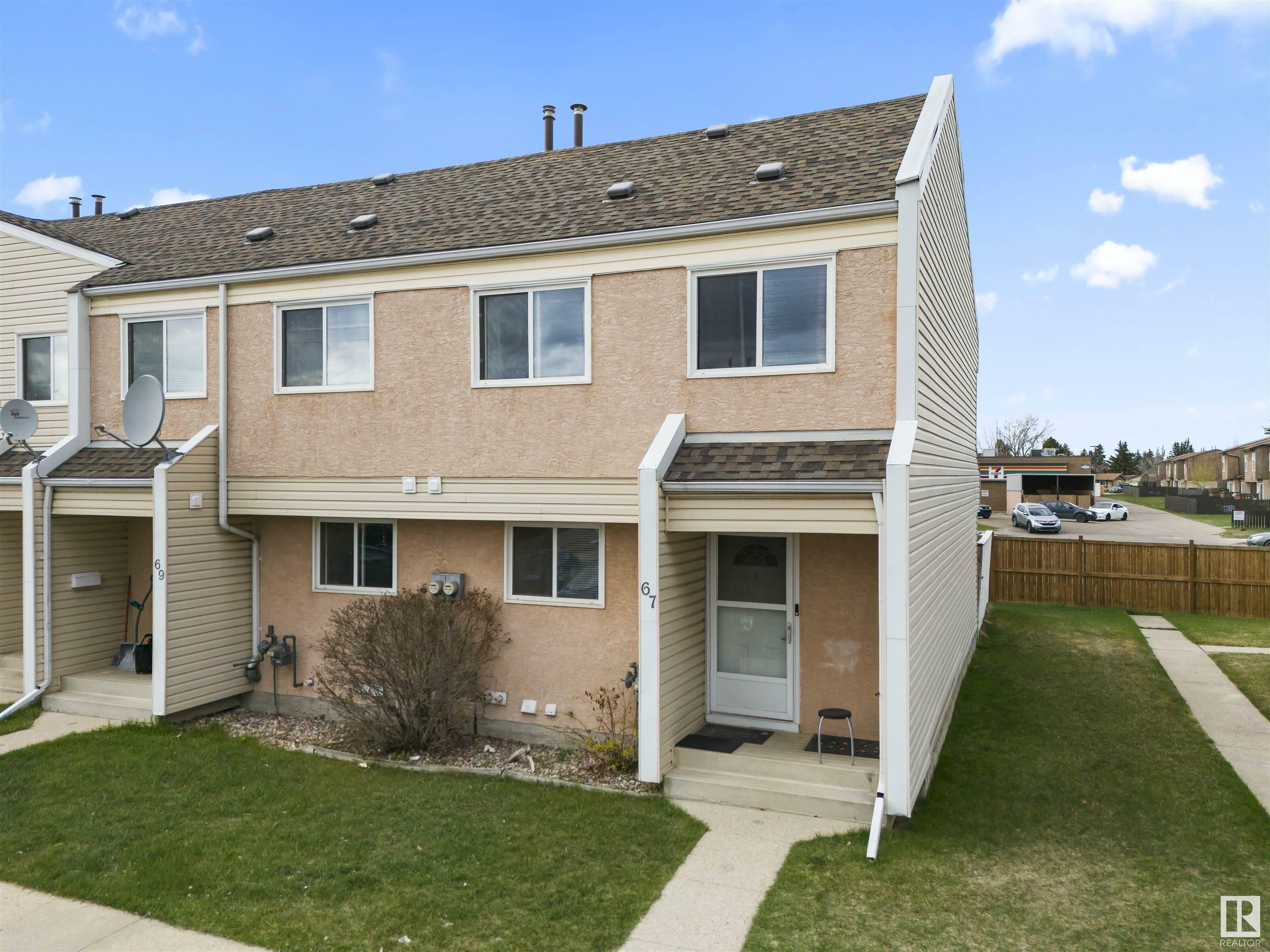 Photo de la propriété:  67 16567 100 Street NW  AB T5X 5H4 