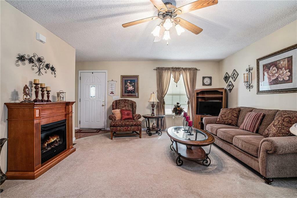 Property Photo: 138 Victoria Lane GA 30553