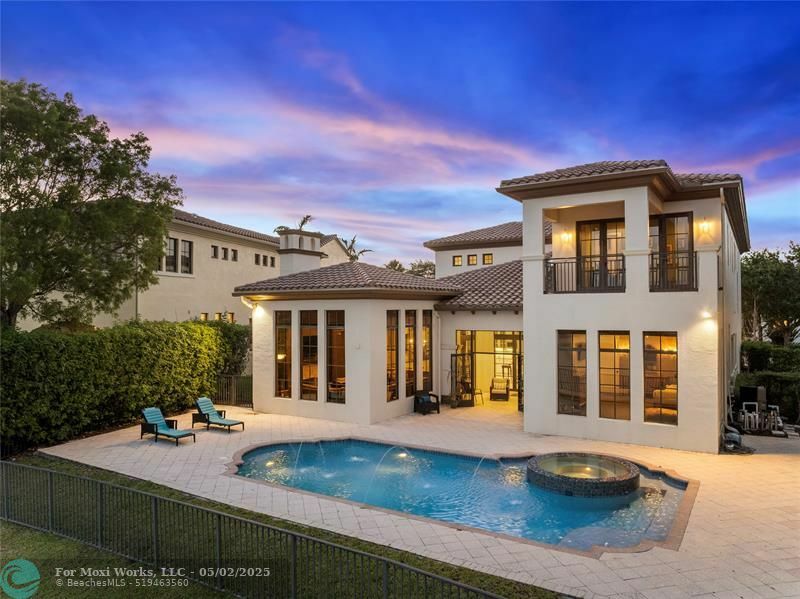Property Photo: 9460 Eden Mnr FL 33076